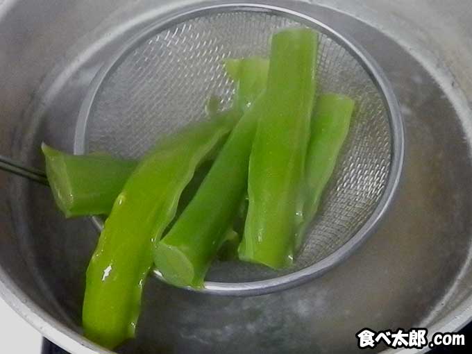 生めかぶの食べ方 下処理や冷凍冷蔵保存 茎の活用やめかぶレシピ