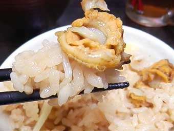 帆立稚貝（ベビーホタテ）と筍の炊き込みご飯
