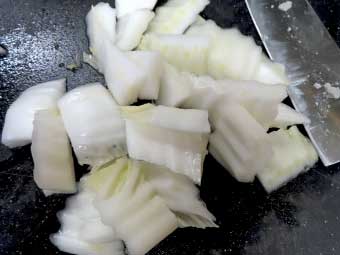 帆立稚貝（ベビーホタテ）八宝菜に使う白菜の芯